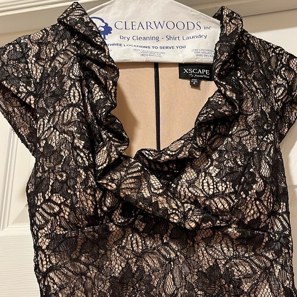 Like new Xscape Black/beige dress, Size 4 - Picture 2 of 4